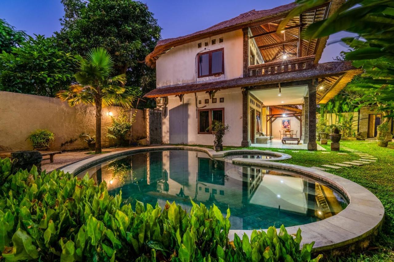 Villa Bamboo Bali 3 *